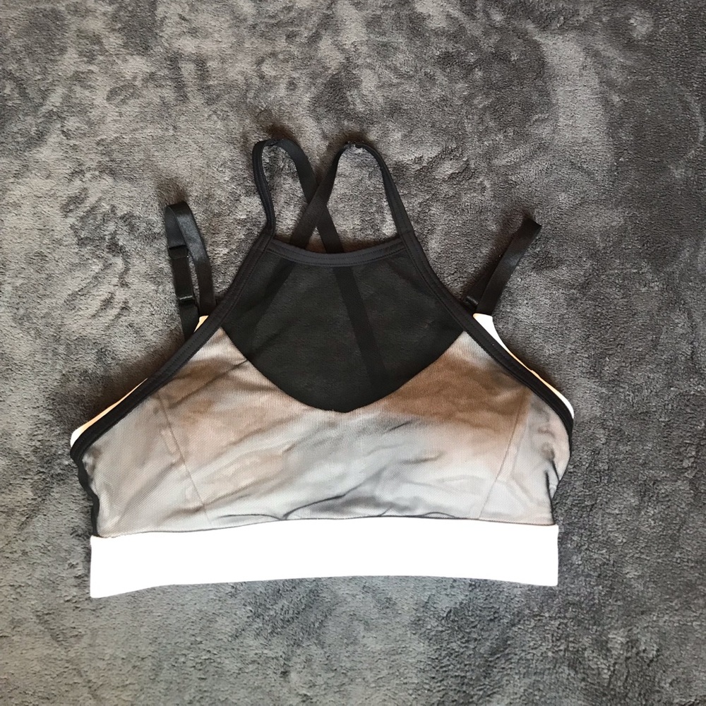 Forever 21 Sports bra.